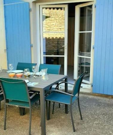 Délicieux moment de détente au coeur de Saint Martin de Ré Extérieur photo